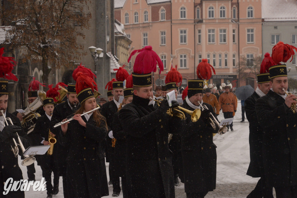Tarnowskie Góry. Barbórkowa górnicza parada