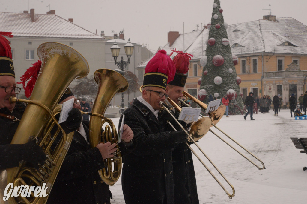 Tarnowskie Góry. Barbórkowa górnicza parada