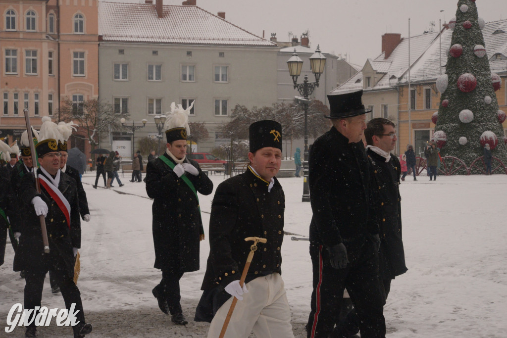 Tarnowskie Góry. Barbórkowa górnicza parada