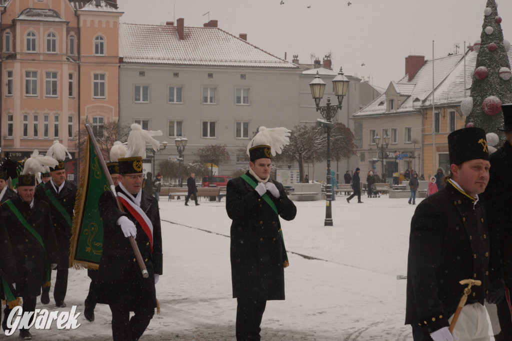 Tarnowskie Góry. Barbórkowa górnicza parada