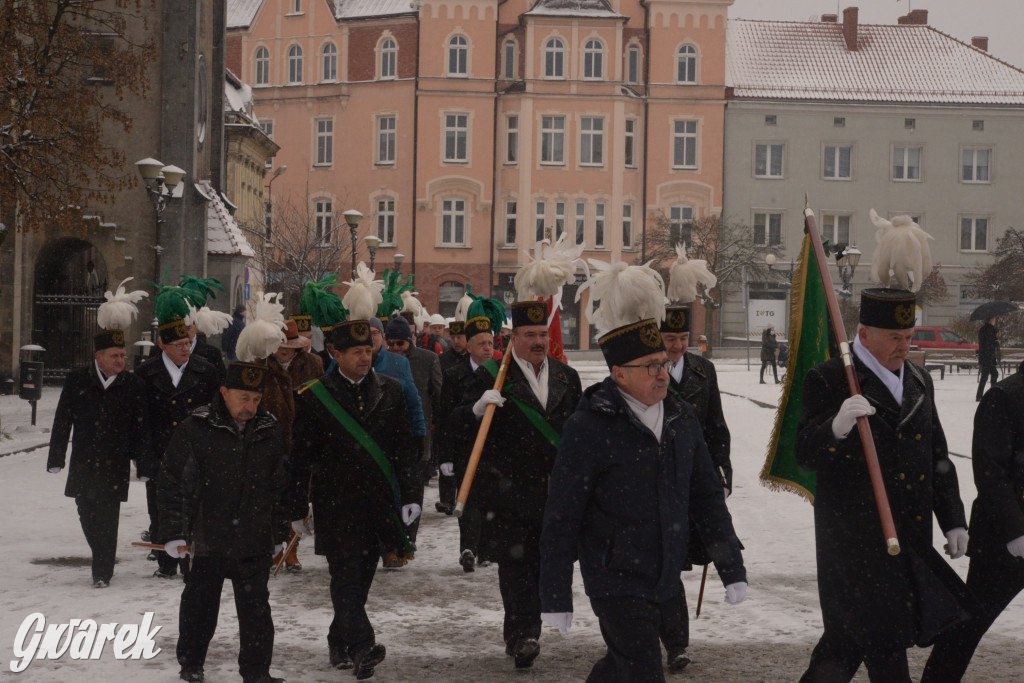 Tarnowskie Góry. Barbórkowa górnicza parada
