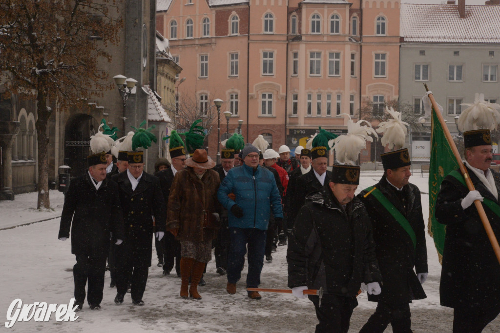Tarnowskie Góry. Barbórkowa górnicza parada
