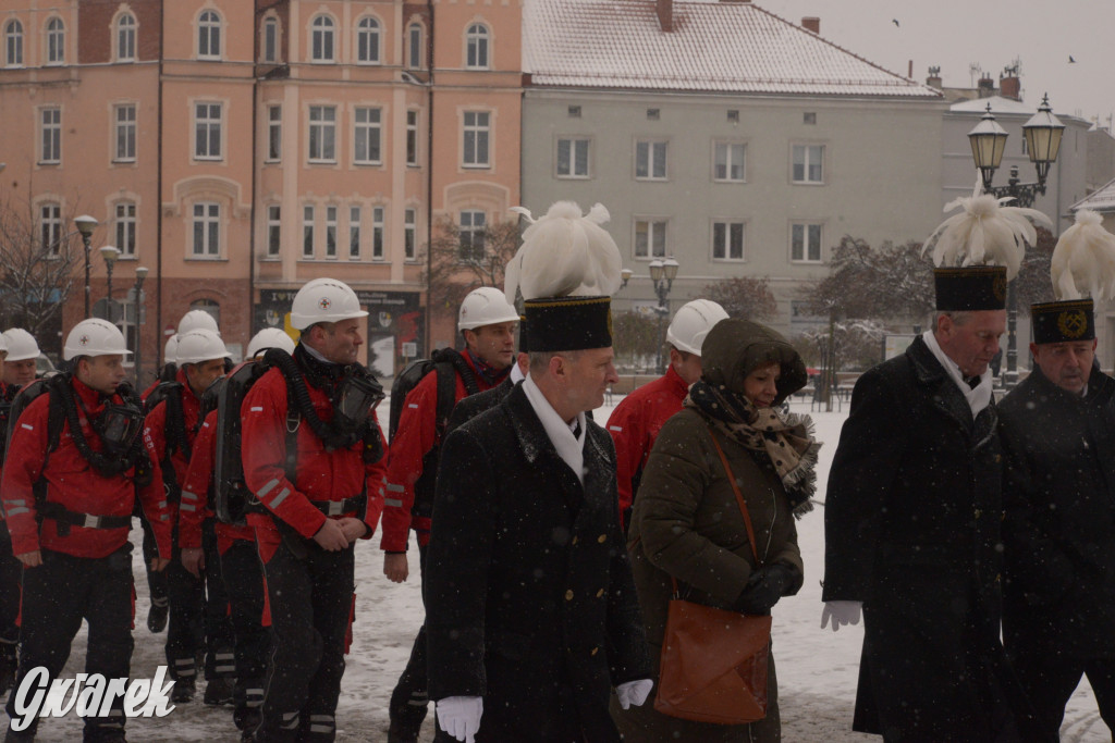 Tarnowskie Góry. Barbórkowa górnicza parada
