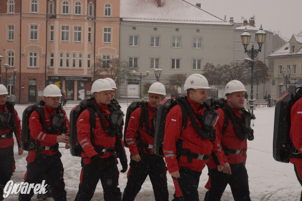 Tarnowskie Góry. Barbórkowa górnicza parada