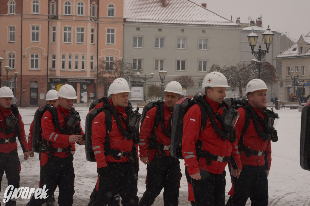 Tarnowskie Góry. Barbórkowa górnicza parada