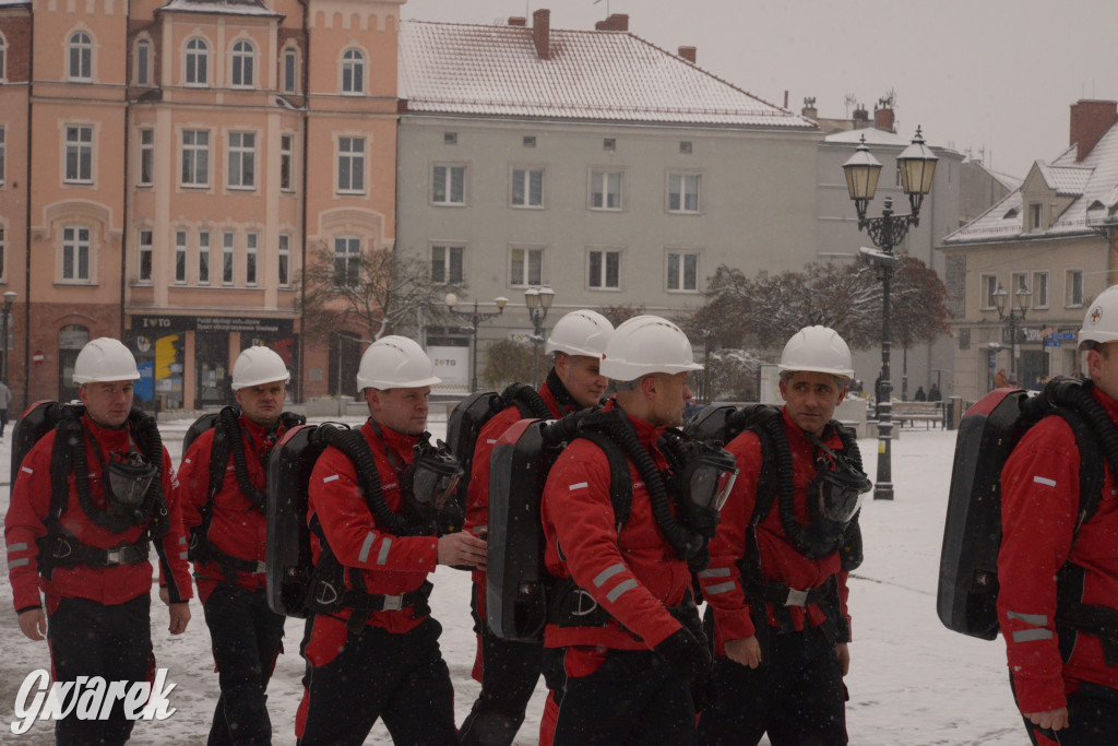 Tarnowskie Góry. Barbórkowa górnicza parada