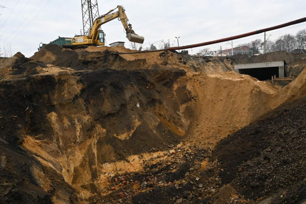 Tunel przeszedł test lokomotywy, kłopot z ul. Częstochowską