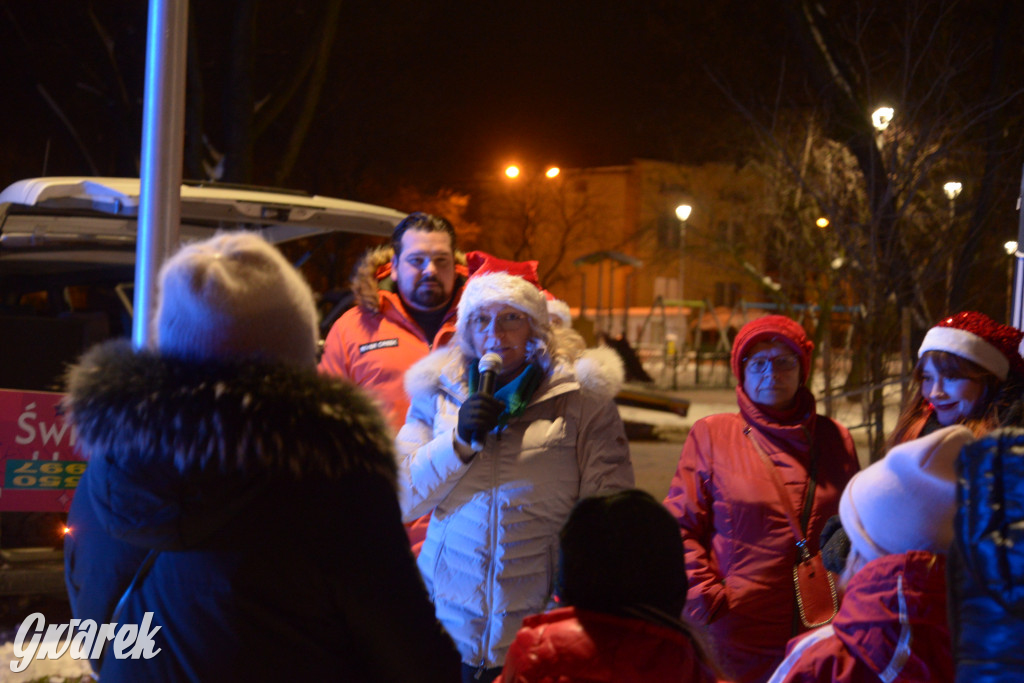 Bobrowniki Śląskie - strojenie choinki