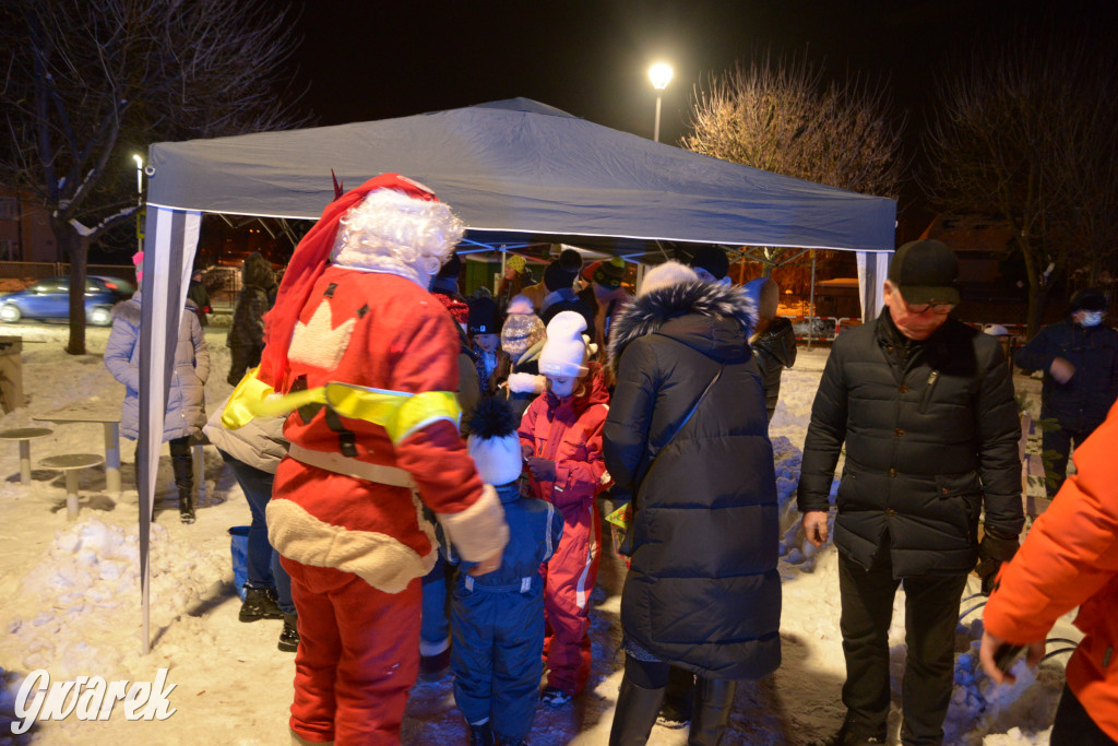 Bobrowniki Śląskie - strojenie choinki