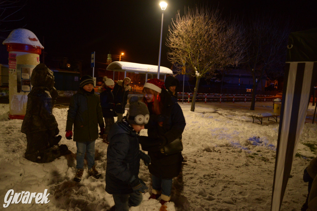 Bobrowniki Śląskie - strojenie choinki