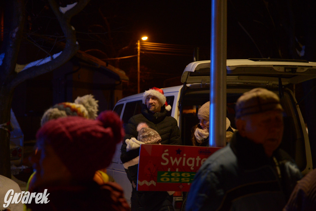 Bobrowniki Śląskie - strojenie choinki