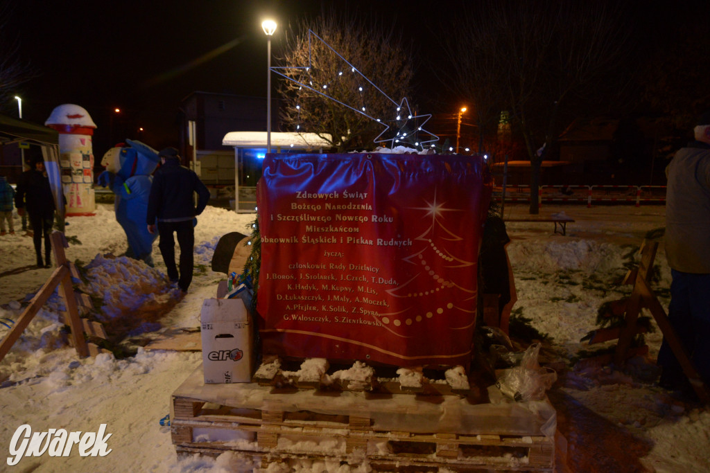 Bobrowniki Śląskie - strojenie choinki