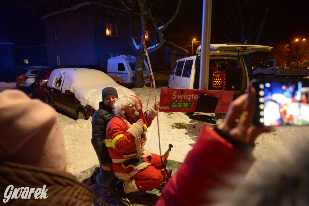 Bobrowniki Śląskie - strojenie choinki