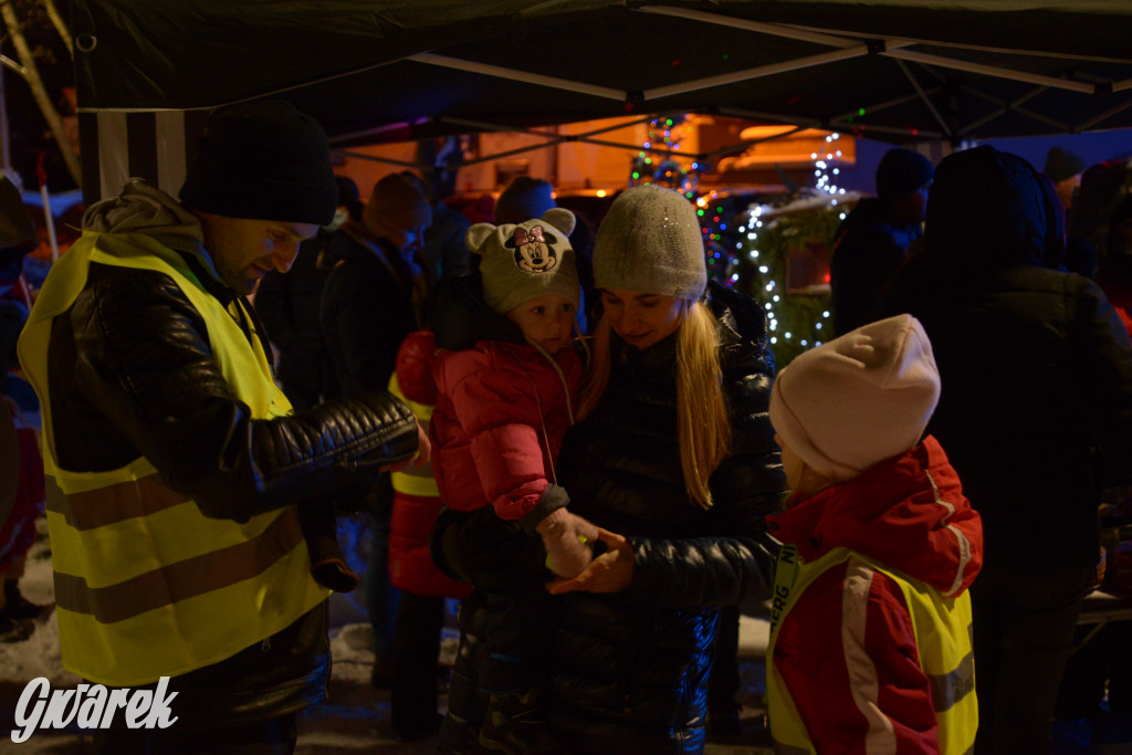 Bobrowniki Śląskie - strojenie choinki