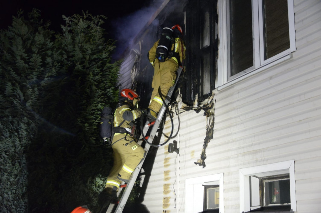 Pożar w domu jednorodzinnym, przed świętami [FOTO]