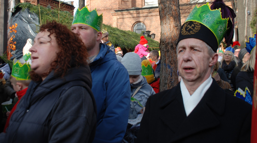  Orszak Trzech Króli przeszedł do Piekarskiego Betlejem