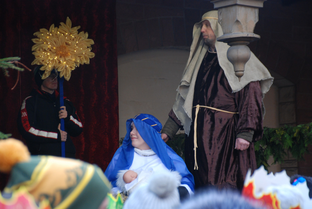  Orszak Trzech Króli przeszedł do Piekarskiego Betlejem