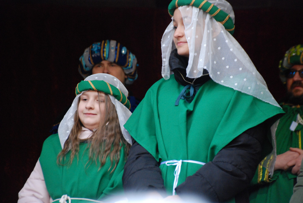  Orszak Trzech Króli przeszedł do Piekarskiego Betlejem