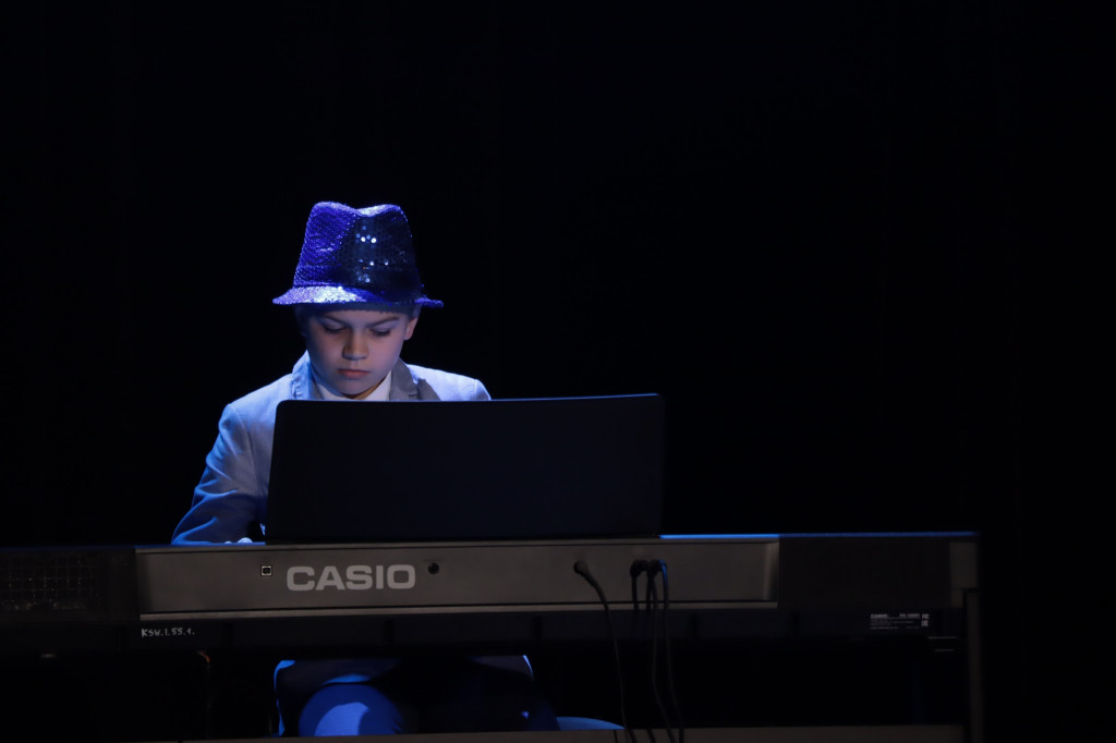 Radzionków.  Koncert karnawałowy w CK Karolinka