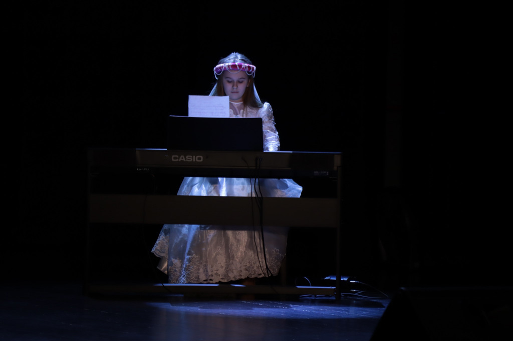 Radzionków.  Koncert karnawałowy w CK Karolinka