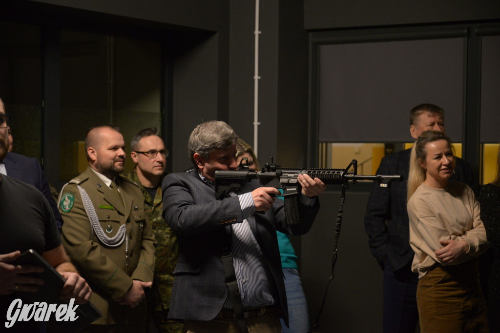 Tarnowskie Góry. Otwarcie strzelnicy multimedialnej