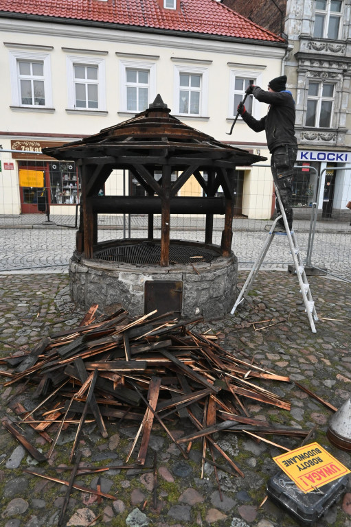Czas na studnię. Remont symbolu miasta