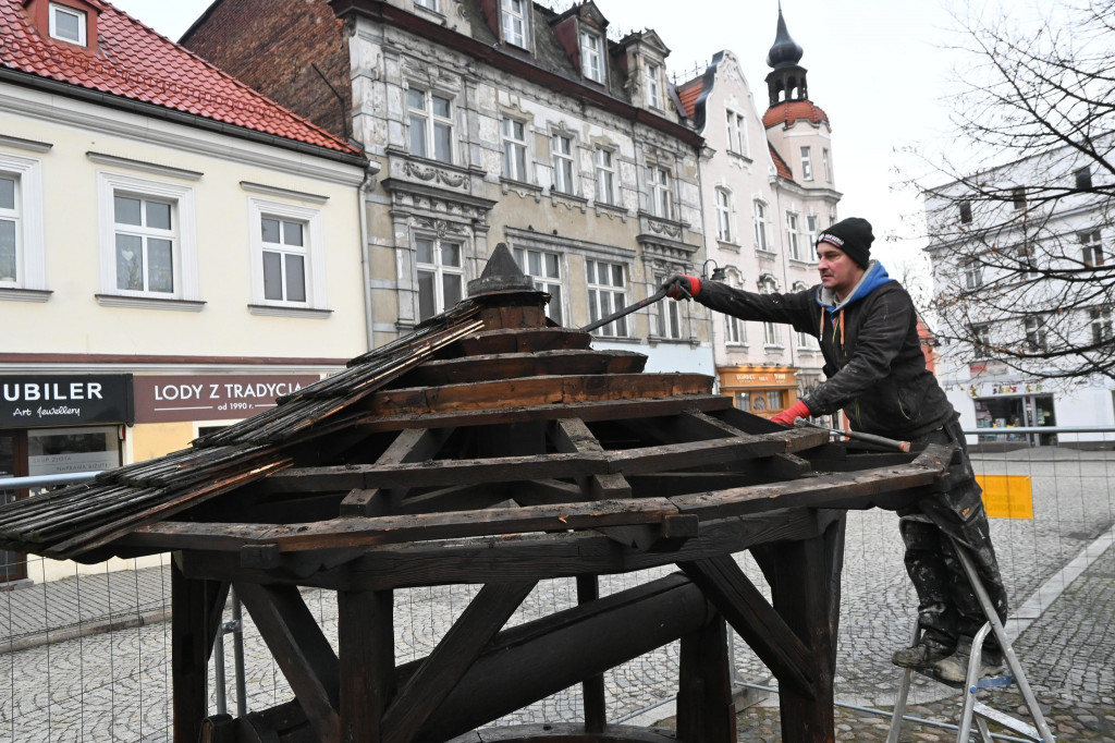 Czas na studnię. Remont symbolu miasta