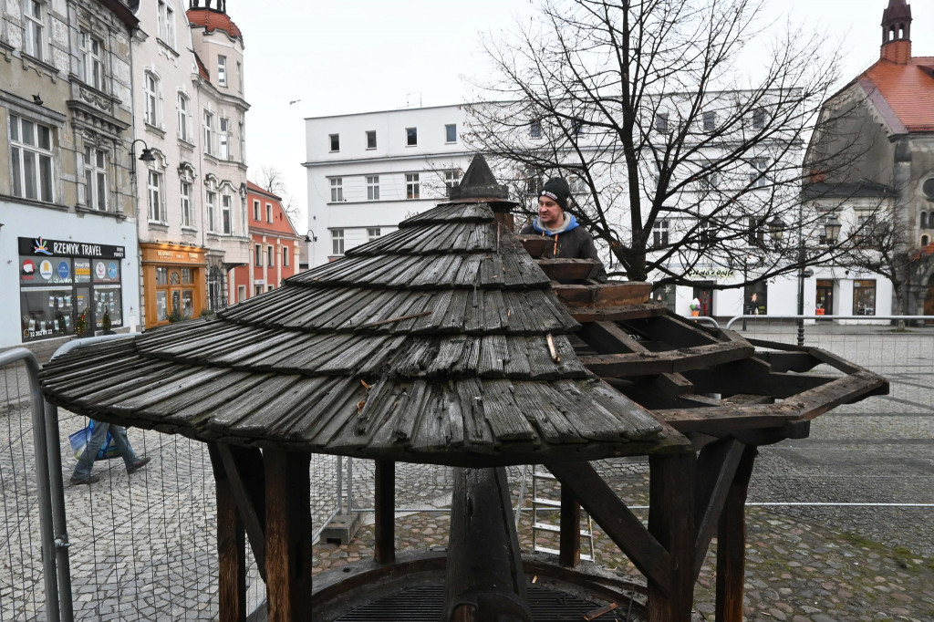 Czas na studnię. Remont symbolu miasta