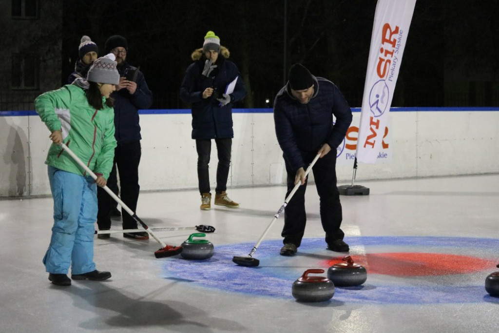 Mistrzostwa w curlingu na naszym lodowisku