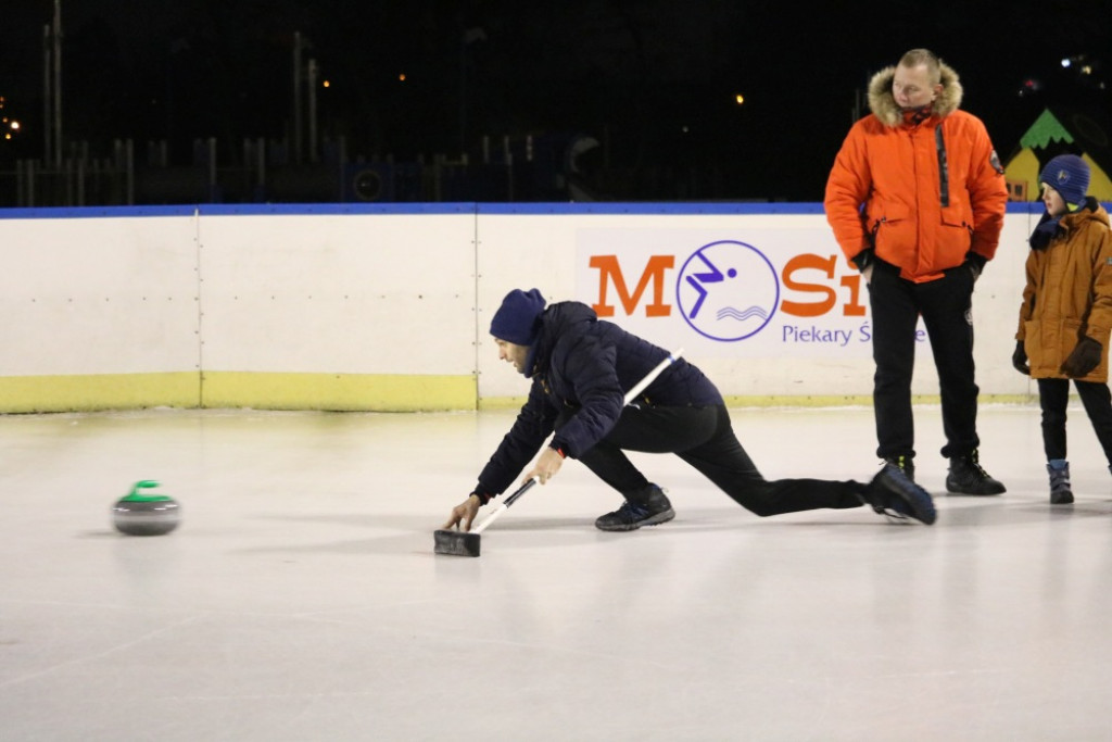 Mistrzostwa w curlingu na naszym lodowisku