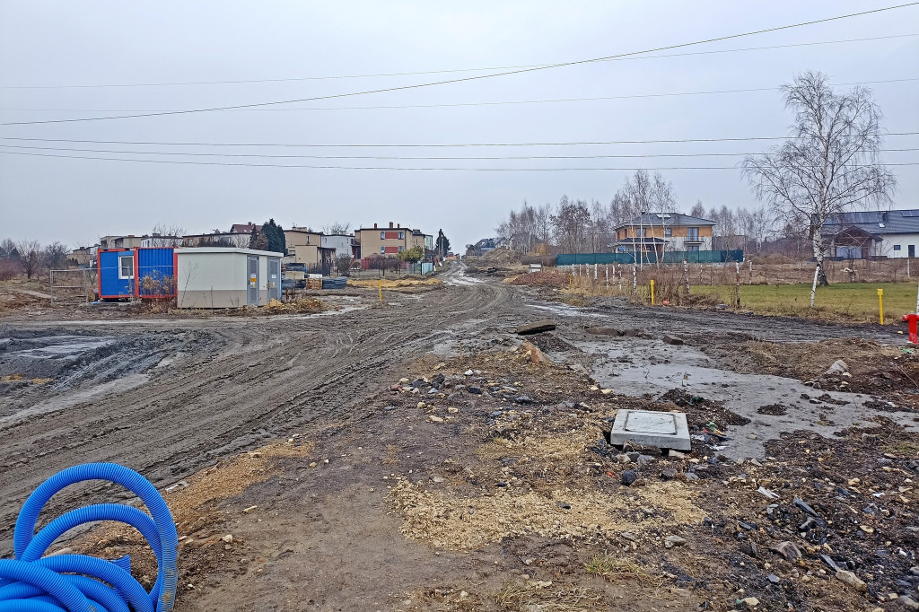 Remont drogi się przedłuża