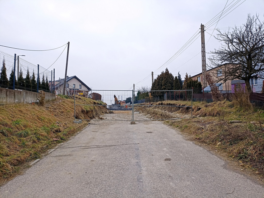 Remont drogi się przedłuża