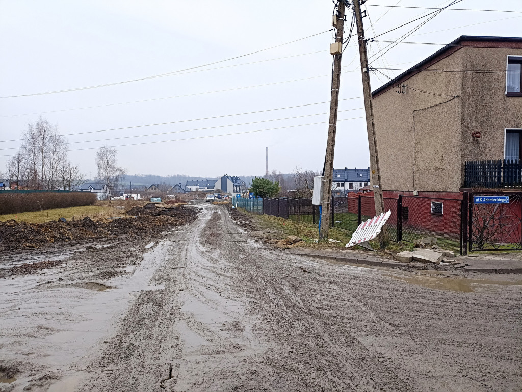 Remont drogi się przedłuża