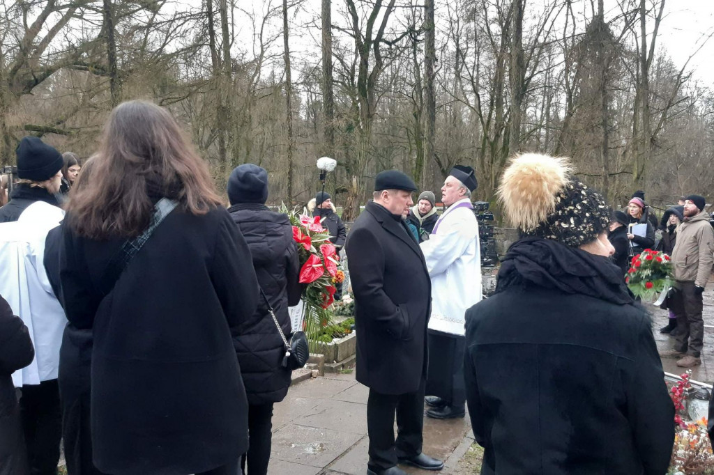 Diabeł na cmentarzu w Kamieńcu