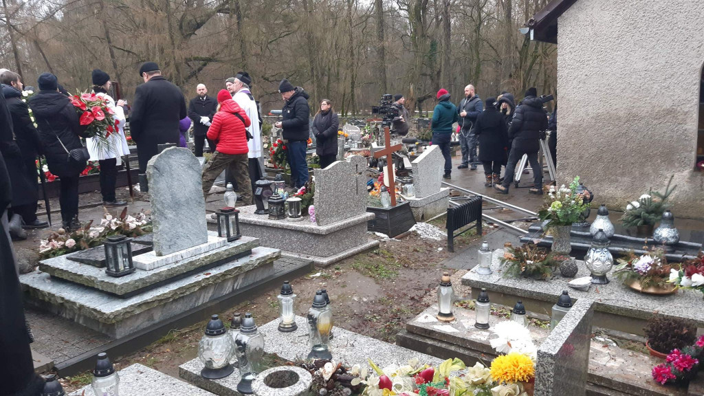 Diabeł na cmentarzu w Kamieńcu