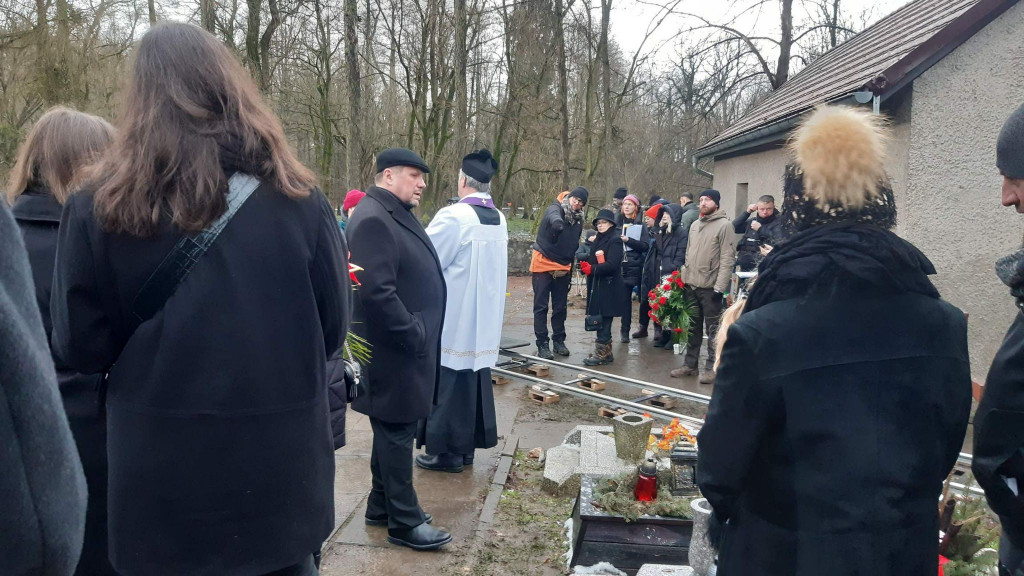 Diabeł na cmentarzu w Kamieńcu