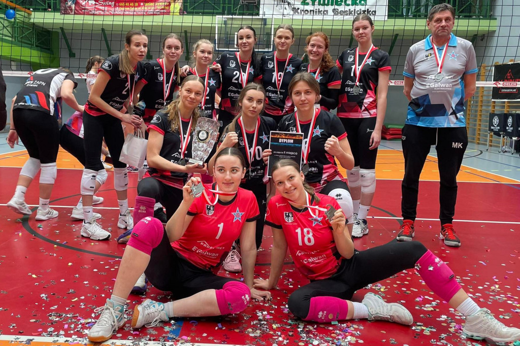 Srebro mistrzostw Śląska dla UKS Gwiazda