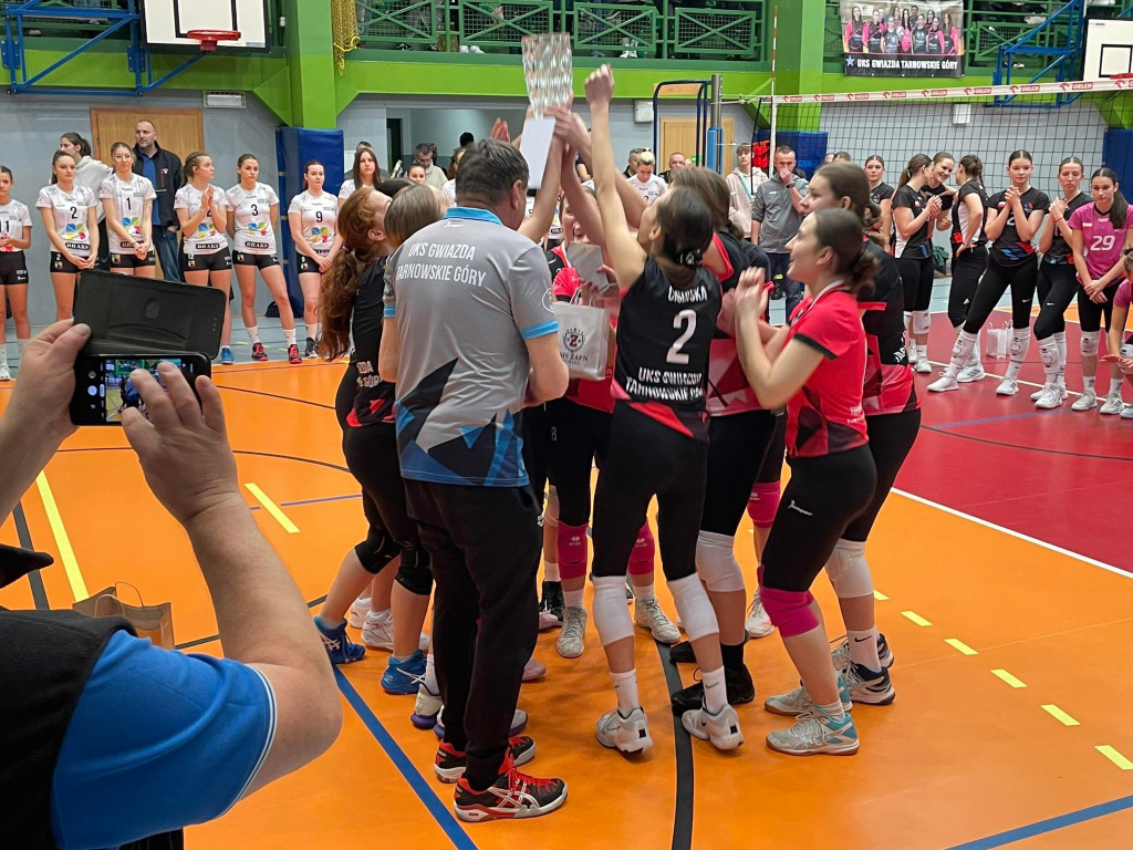 Srebro mistrzostw Śląska dla UKS Gwiazda