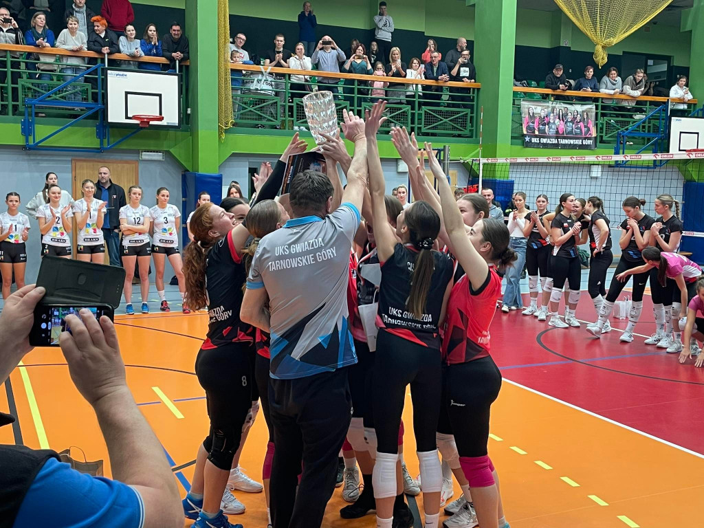 Srebro mistrzostw Śląska dla UKS Gwiazda
