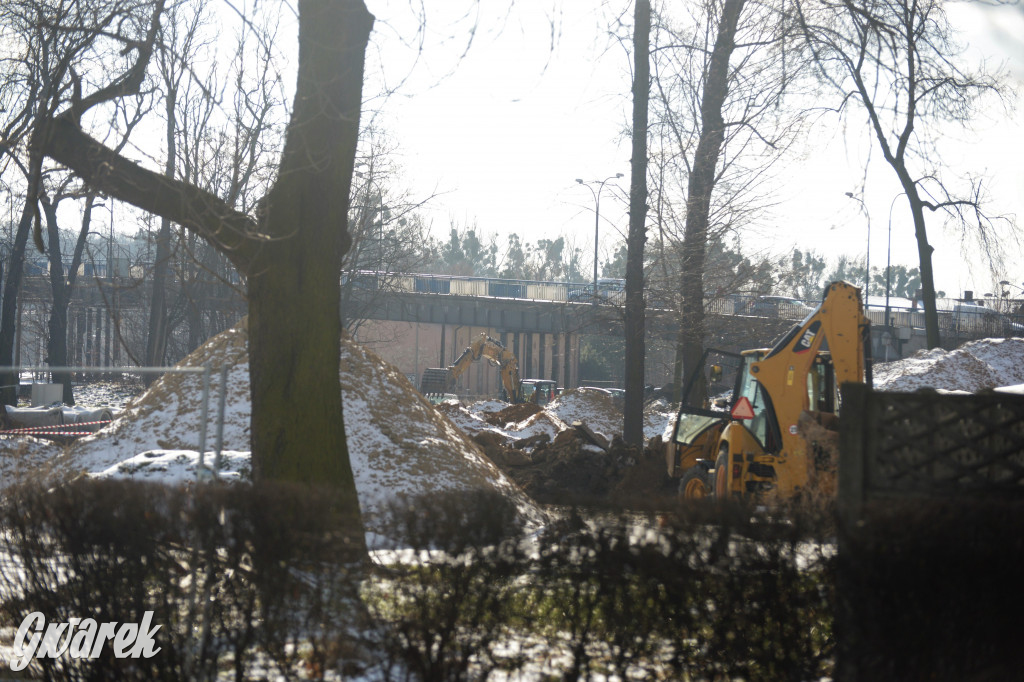 Tarnowskie Góry. Centrum przesiadkowe w budowie