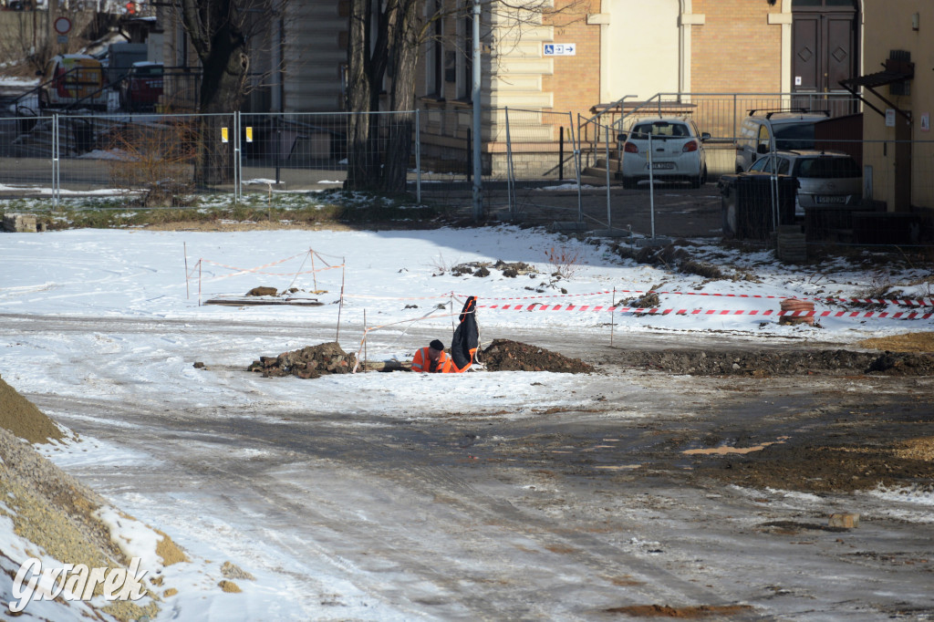 Tarnowskie Góry. Centrum przesiadkowe w budowie
