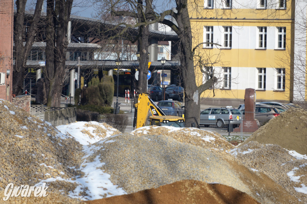 Tarnowskie Góry. Centrum przesiadkowe w budowie