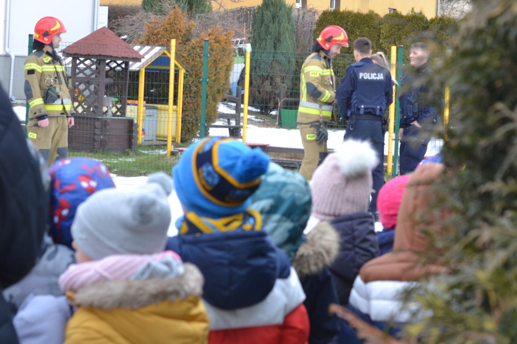 Tarnowskie Góry. Ewakuacja przedszkola w Bobrownikach