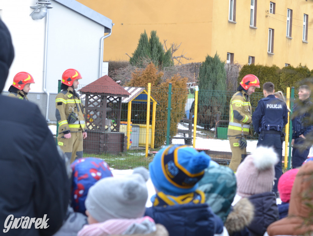 Tarnowskie Góry. Ewakuacja przedszkola w Bobrownikach