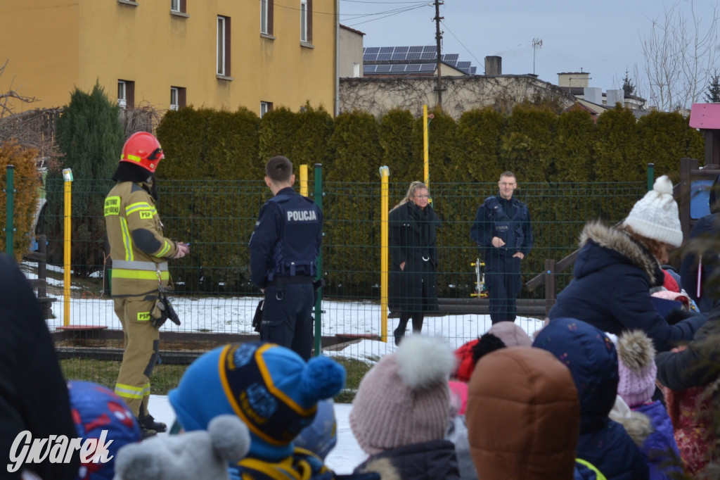 Tarnowskie Góry. Ewakuacja przedszkola w Bobrownikach