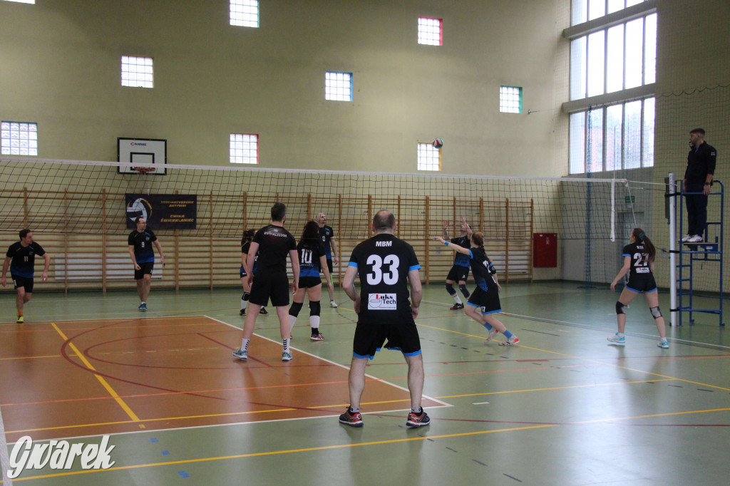 Walentynkowy turniej siatkówki w Nakle Śląskim