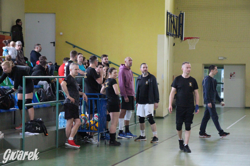 Walentynkowy turniej siatkówki w Nakle Śląskim