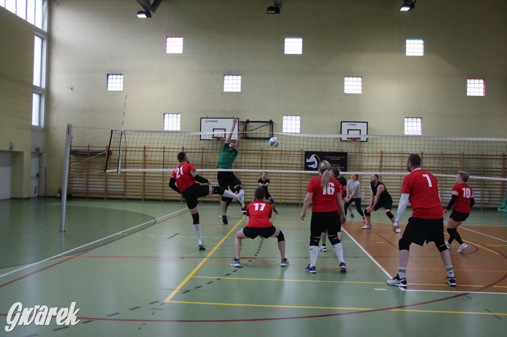 Walentynkowy turniej siatkówki w Nakle Śląskim