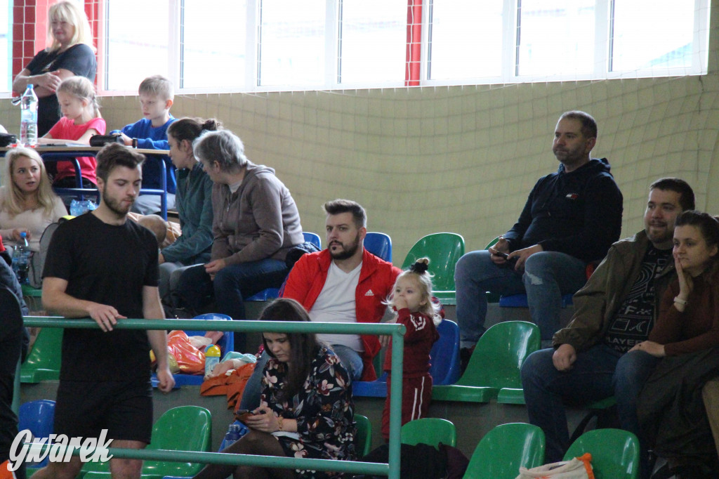 Walentynkowy turniej siatkówki w Nakle Śląskim