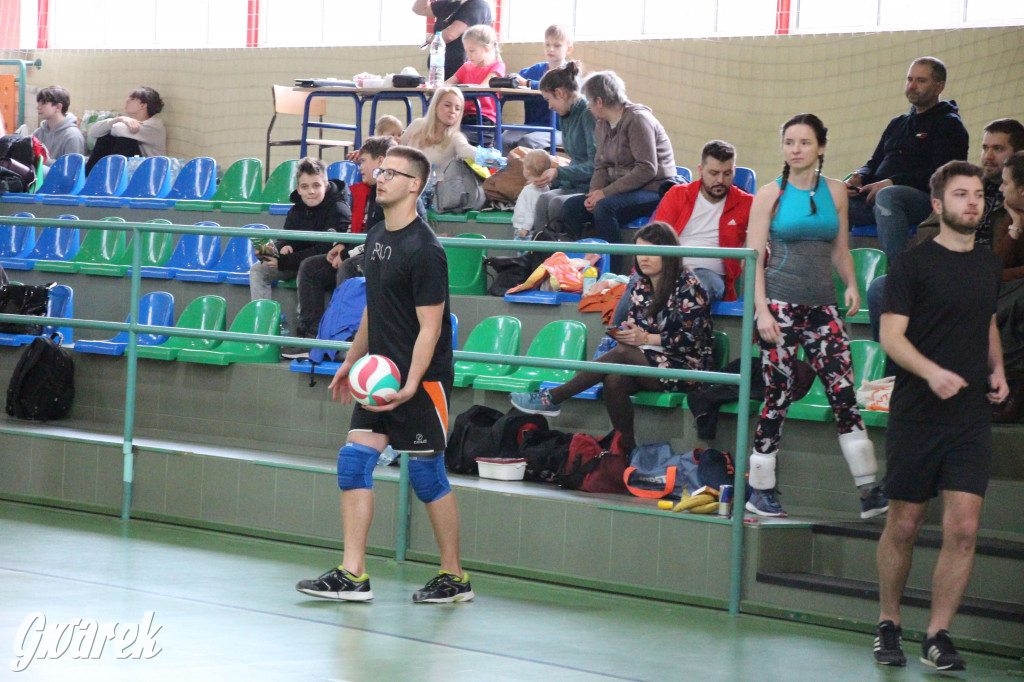 Walentynkowy turniej siatkówki w Nakle Śląskim